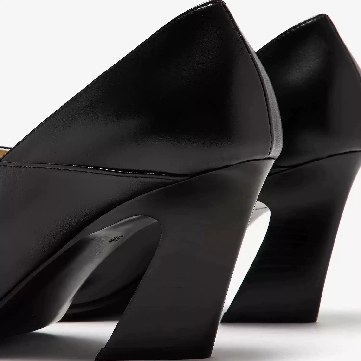 Women's Black Leather Square T - огляд і ціна Women Formal Office Wear Shoes