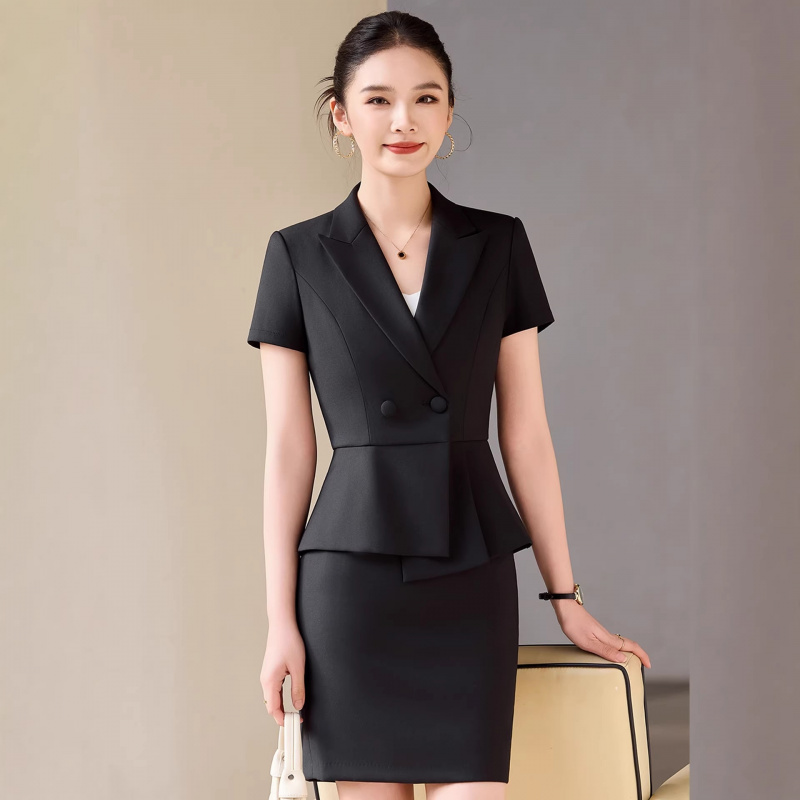 Gray short-sleeved suit for wo - огляд і ціна Women Formal Wear Store